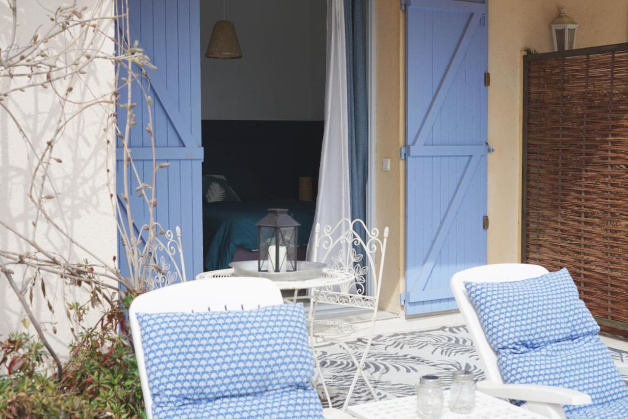 Les Volets Bleus Hotel Spéracèdes Exterior foto